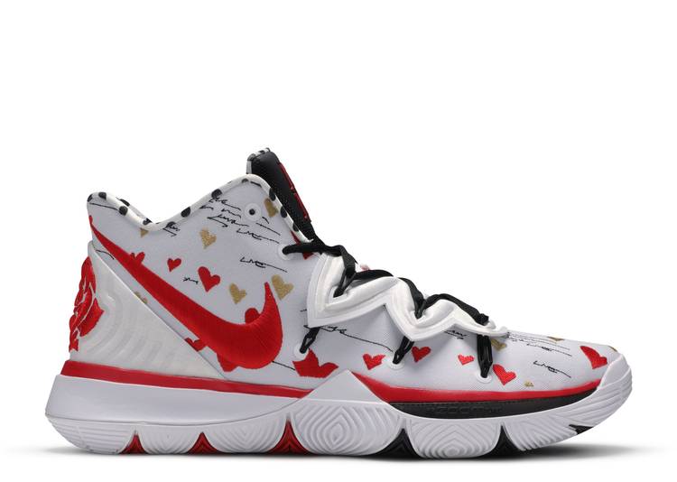 Nike Kyrie 5 Sneaker Room Mom White