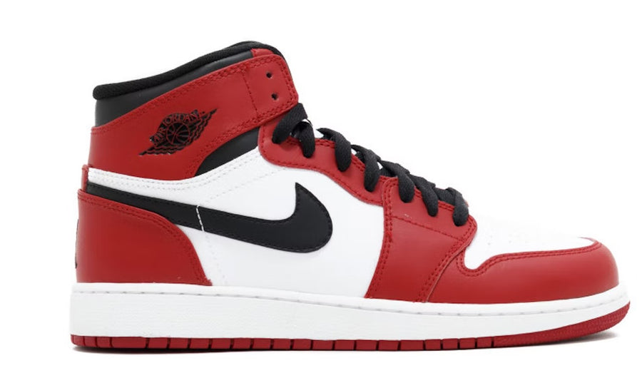 Jordan 1 Retro Chicago (2013) (GS) (WORN)